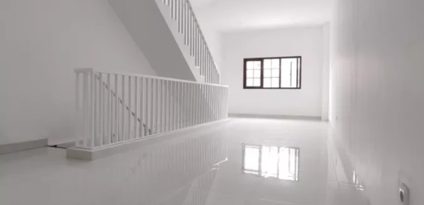 DIJUAL RUMAH BARU DI BANGKA MAMPANG PRAPATAN